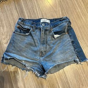 Abercrombie and fitch mom shorts